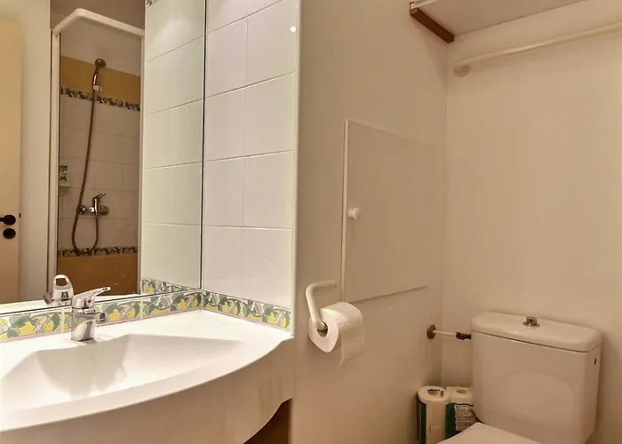 3 Pieces, 2 Salles De Bains, 6 Pers, Pistes Plagne Soleil - Fr-1-455-48 Apartment *