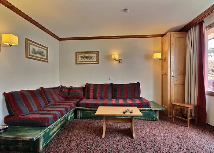 3 Pieces, 2 Salles De Bains, 6 Pers, Pistes Plagne Soleil - Fr-1-455-48 Apartment